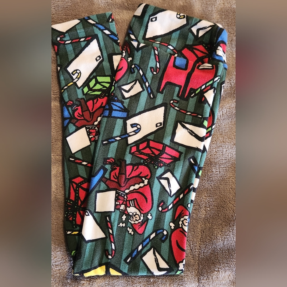 Kids S/M Lularoe Christmas Leggings